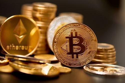 非农数据对比特币价格的影响有多大:强劲数据与疲软数据完整对比分析