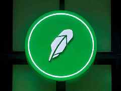 Robinhood“币股配对”狂欢落幕：AMC CEO怒诉，监管利剑高悬