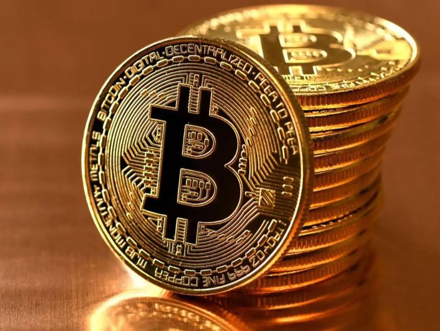 ETF资金托底比特币